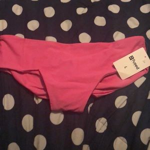 Large fused hawaii Carmela pink bottoms